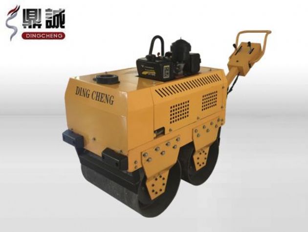 點(diǎn)擊查看詳細(xì)信息<br>標(biāo)題：DC-30C高配手扶式壓路機(jī) 閱讀次數(shù)：12796